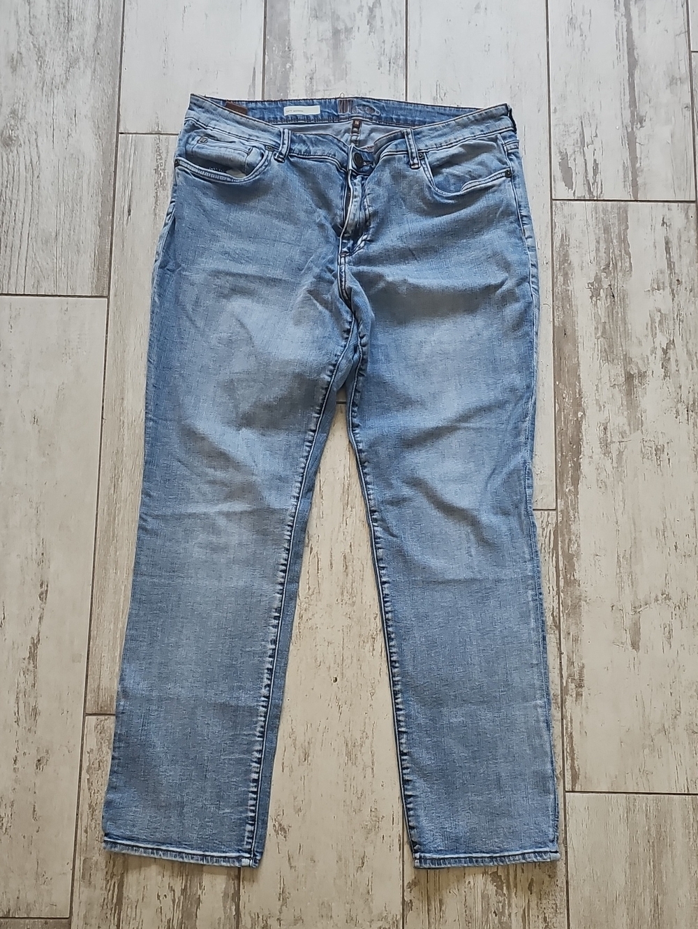 Kut from the Kloth Straight Light Blue Jeans 16